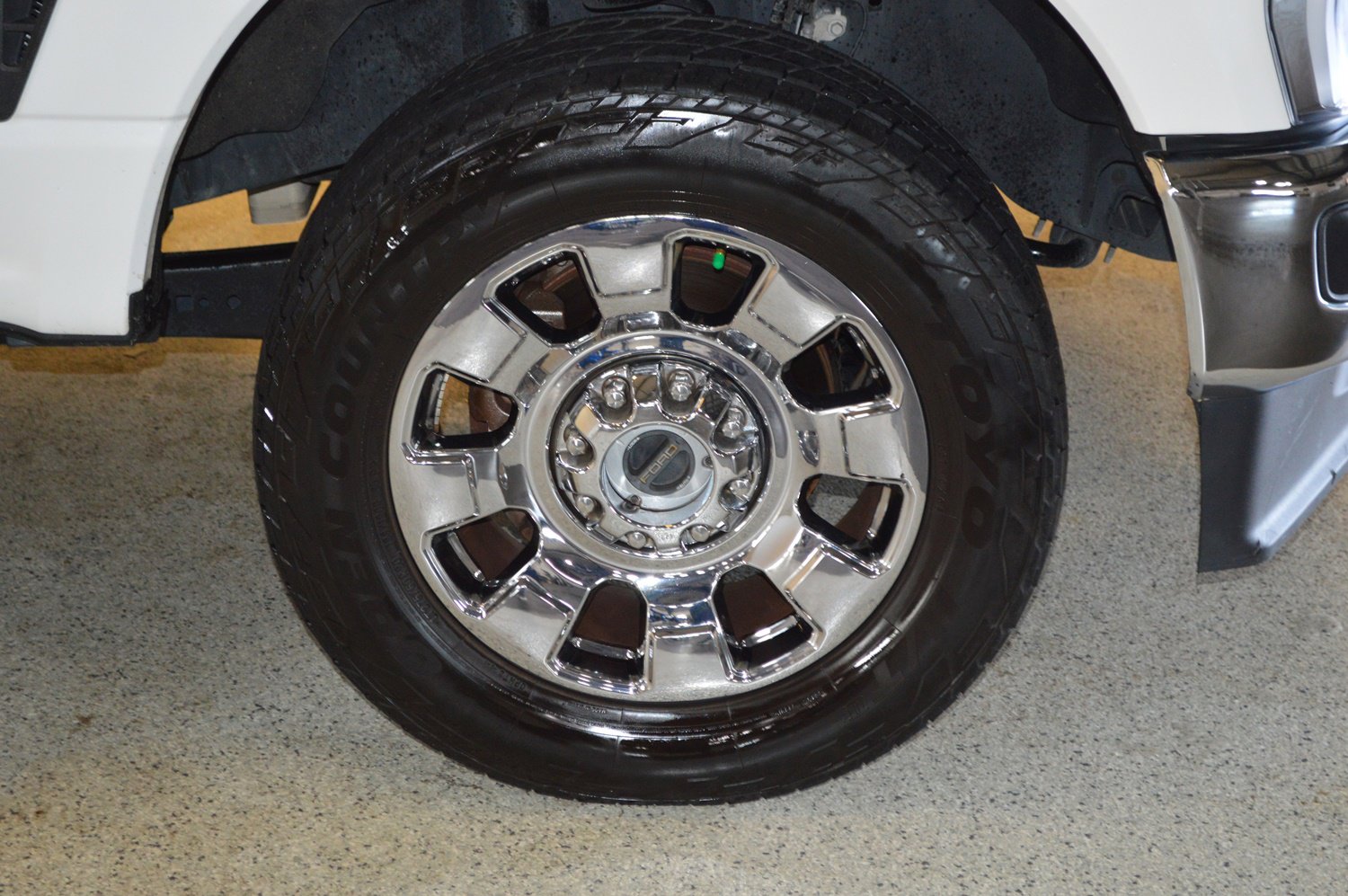 Used 2023 Ford F250 Lariat w/ Chrome Package image 9