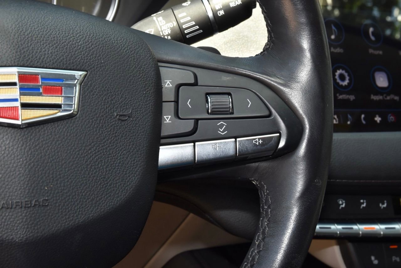 Used 2020 Cadillac XT4 Premium Luxury w/ Cold Weather Package FWD image 24
