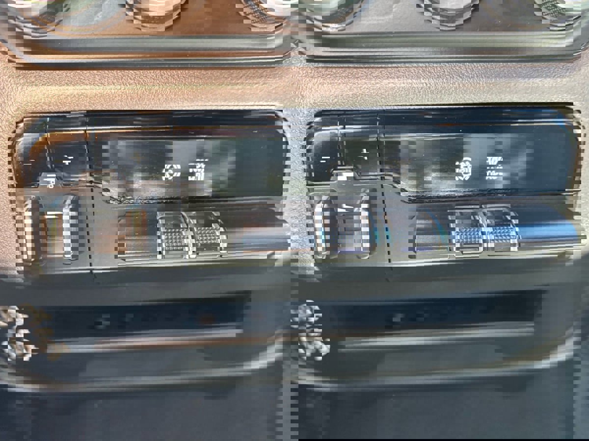 Used 2023 RAM 2500 Big Horn image 29