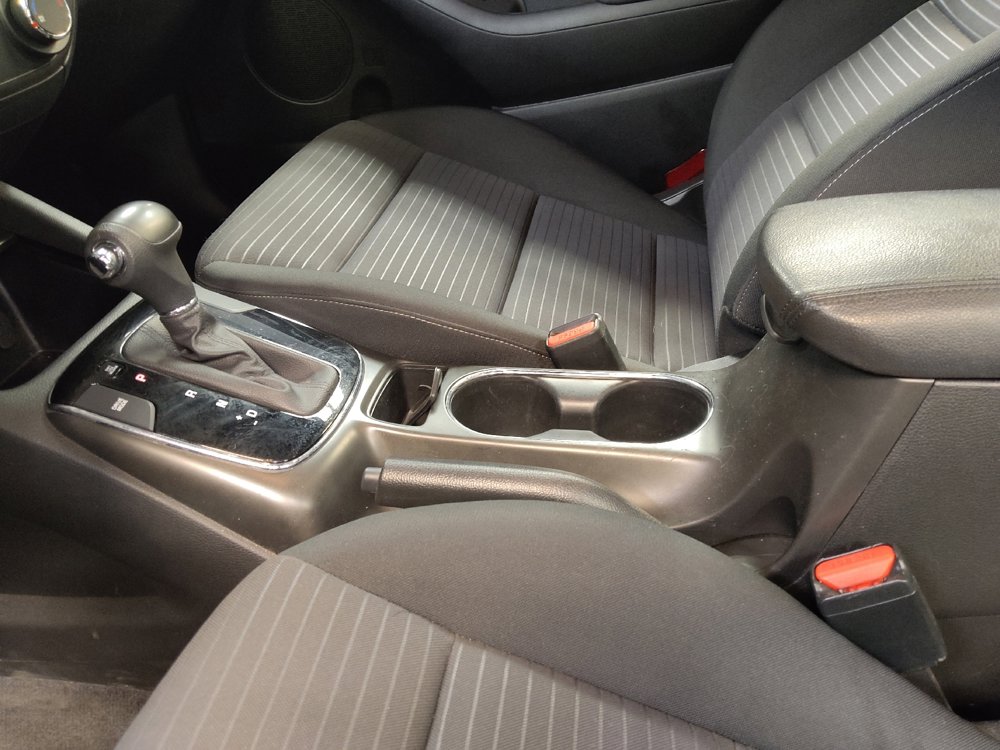 Used 2017 Kia Forte LX w/ LX Popular Package image 26