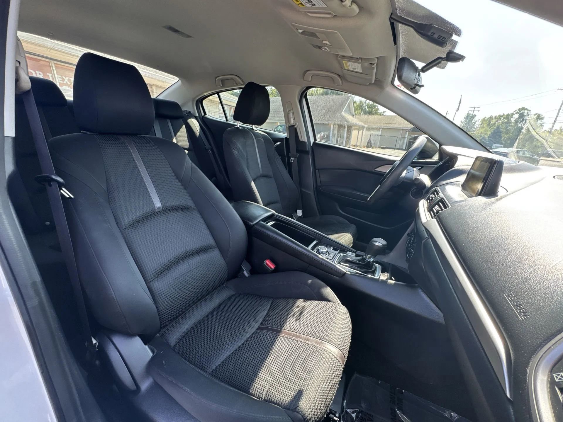 Used 2017 MAZDA MAZDA3 Sport w/ Preferred Equipment Package image 25
