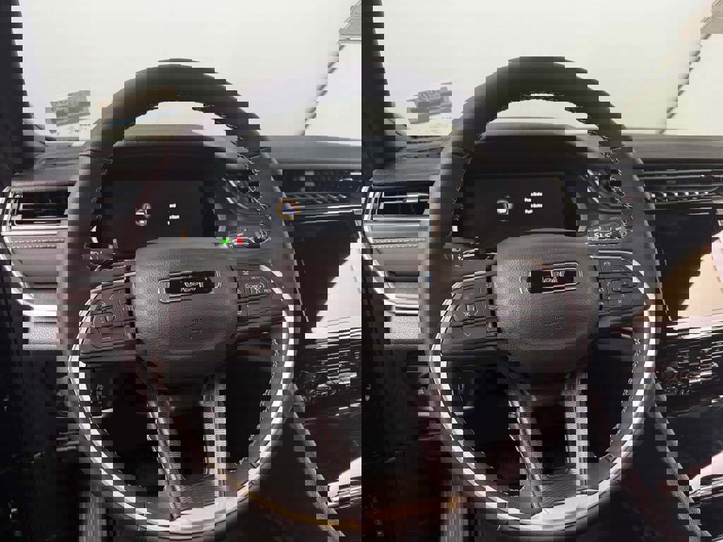 New 2025 Jeep Grand Cherokee L Laredo image 24