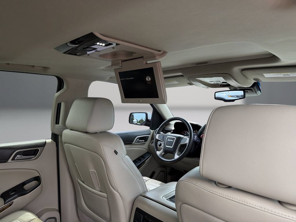 Used 2016 GMC Yukon XL Denali w/ Open Road Package AWD/4WD image 17
