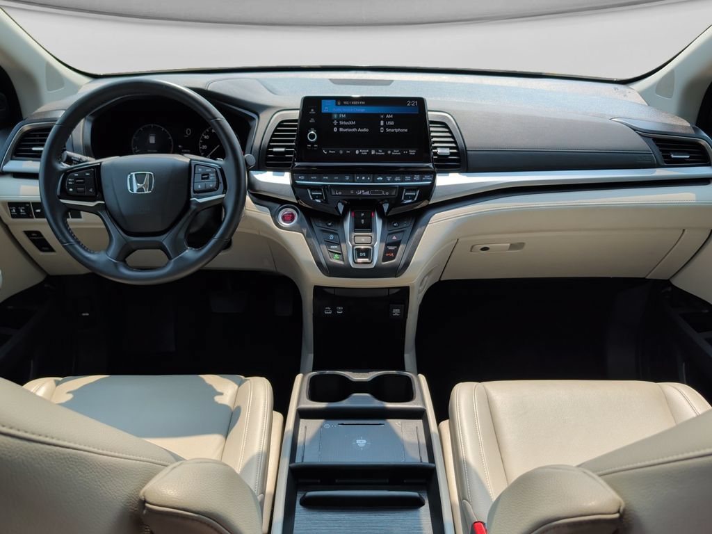 Used 2025 Honda Odyssey EX-L image 18