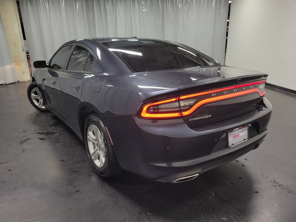 Used 2019 Dodge Charger SXT RWD image 7