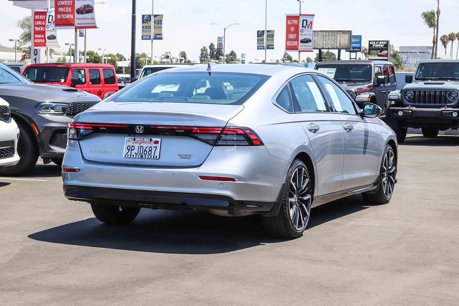 Used 2024 Honda Accord Touring image 4