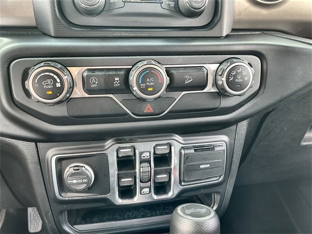 Used 2020 Jeep Wrangler Unlimited Sport image 19