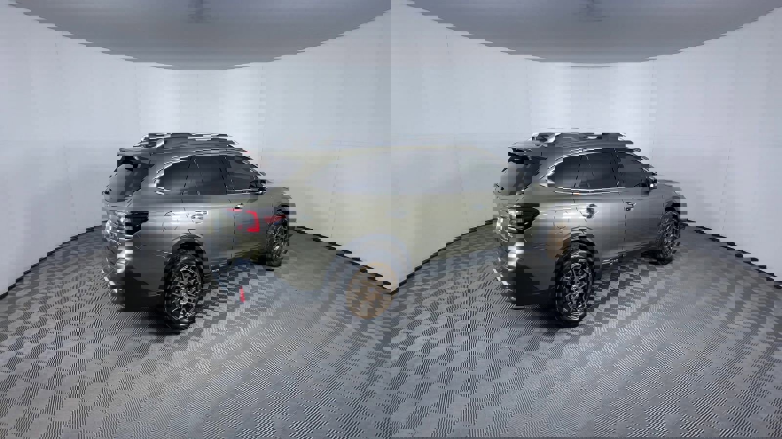 Used 2022 Subaru Outback Touring XT image 8