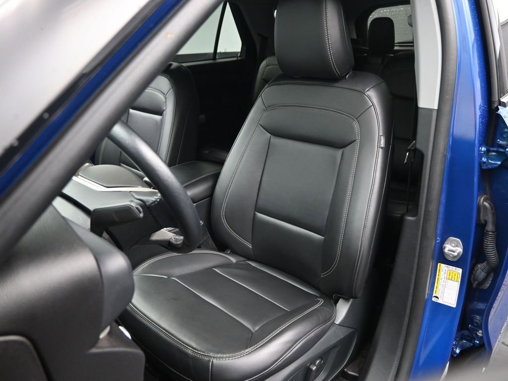 Used 2022 Ford Explorer XLT w/ Equipment Group 202A image 24