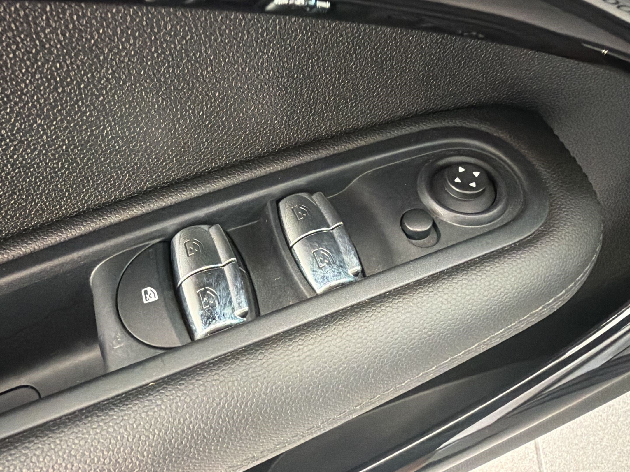 Used 2016 MINI Cooper Countryman S FWD image 15