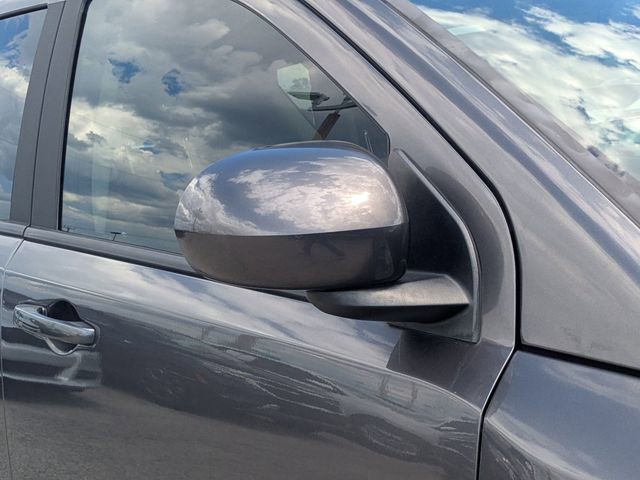 Used 2016 Jeep Compass Latitude FWD image 8