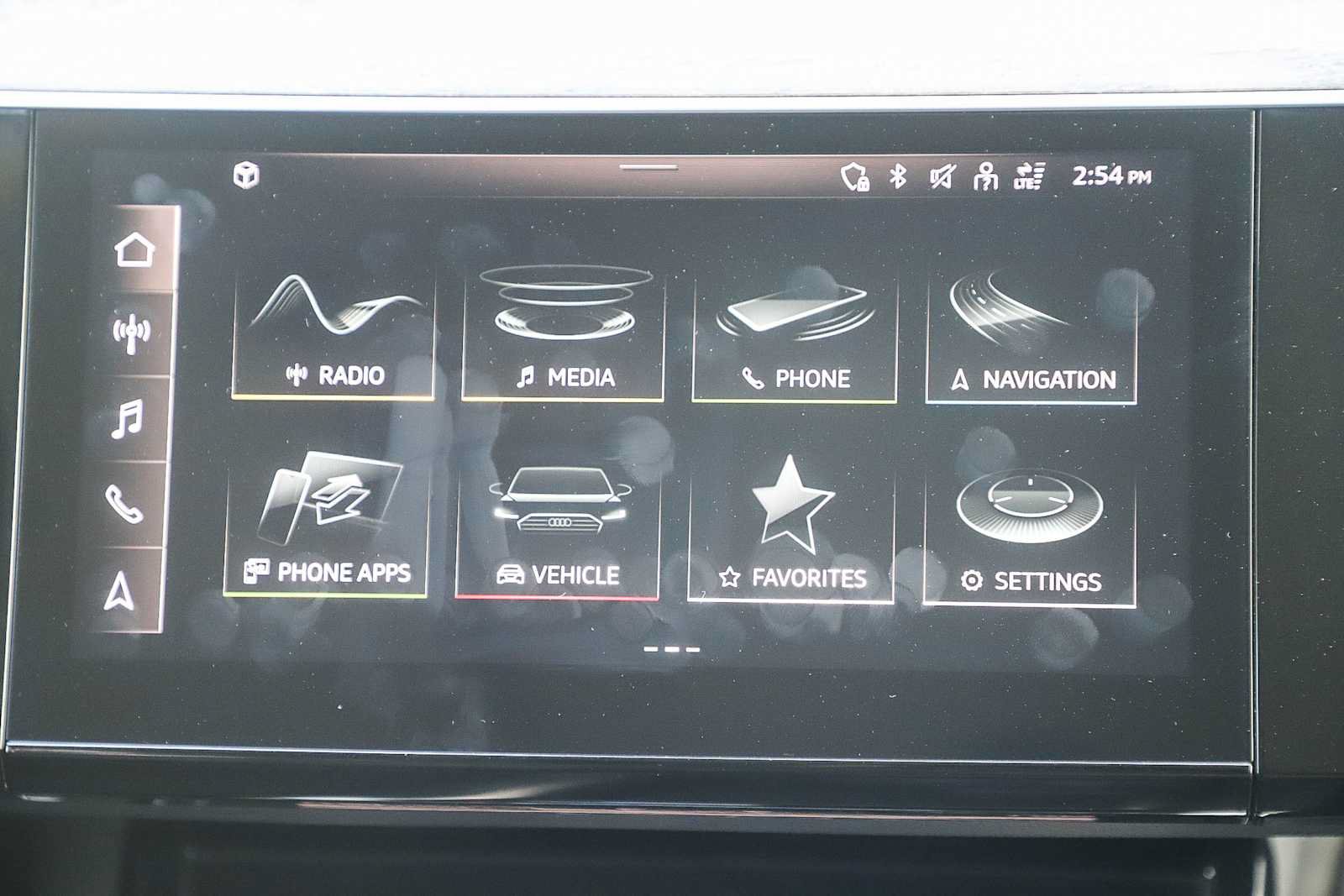 Used 2021 Audi e-tron Premium w/ Convenience Plus Package AWD/4WD image 13