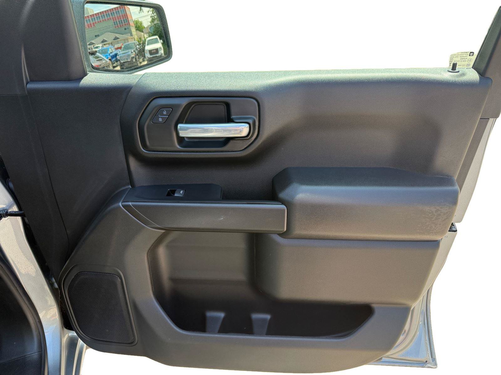 Used 2026 Chevrolet Silverado 1500 Custom w/ Turbomax Blackout Package AWD/4WD image 26