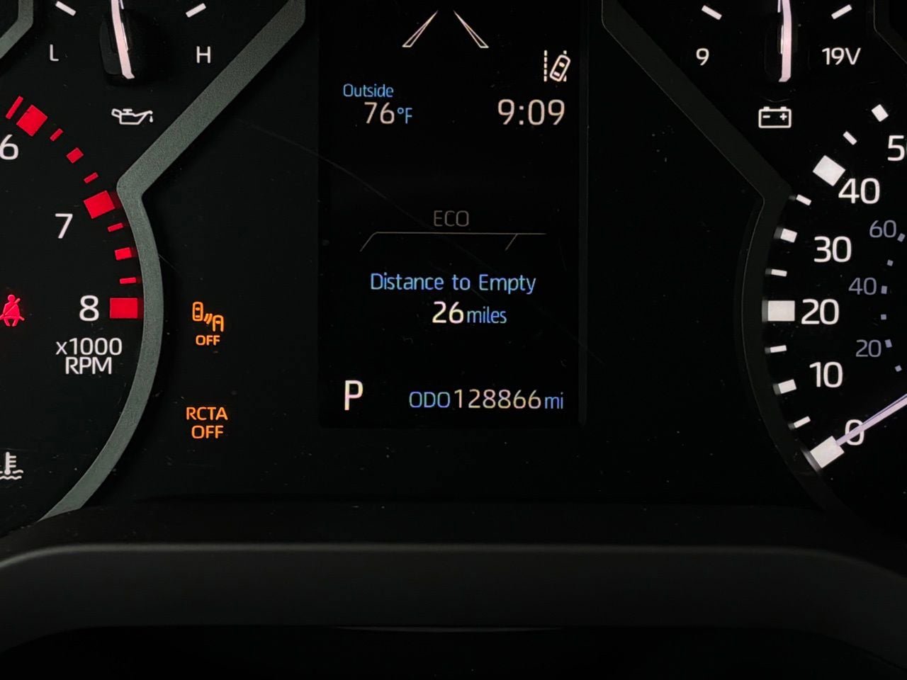 Used 2023 Toyota Tundra Limited w/ Power Package AWD/4WD image 41