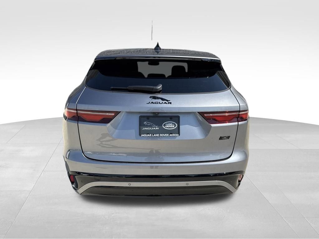 New 2026 Jaguar F-PACE R-Dynamic S image 8