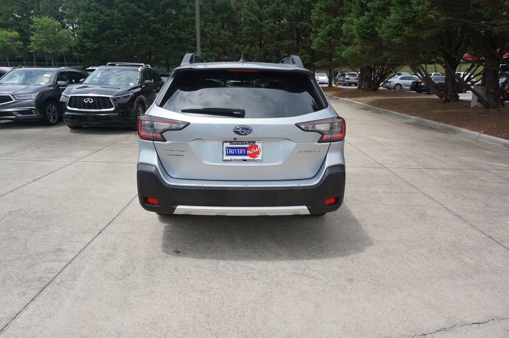 Used 2025 Subaru Outback Limited AWD/4WD image 21