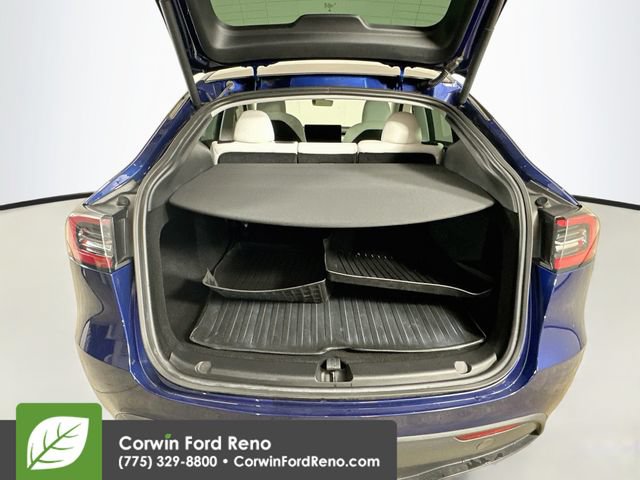 Used 2023 Tesla Model Y Long Range AWD/4WD image 30