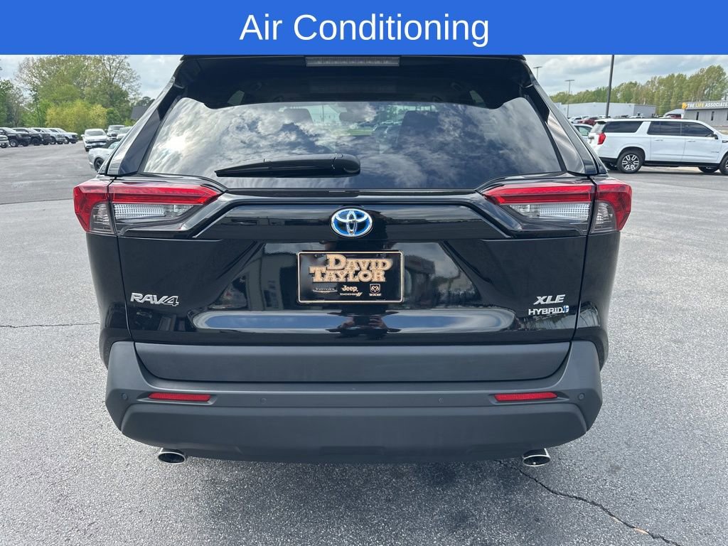 Used 2024 Toyota RAV4 XLE Premium w/ Weather Package AWD/4WD image 5