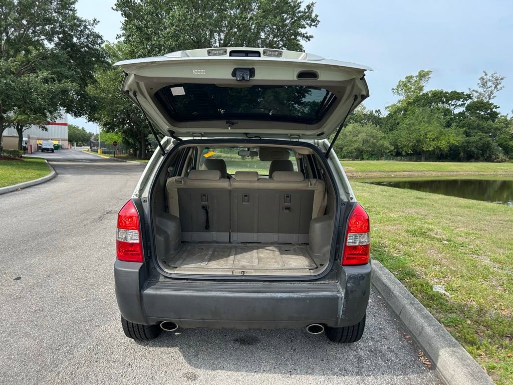Used 2008 Hyundai Tucson SE FWD image 10