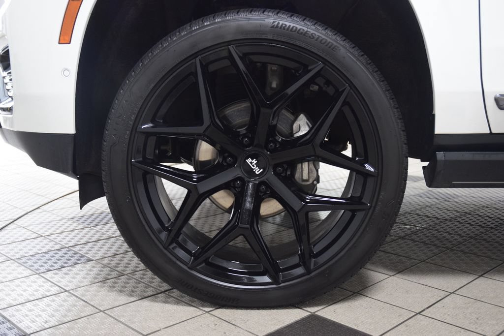 Used 2025 GMC Yukon XL Denali Ultimate w/ LPO, Floor Liner Package AWD/4WD image 30