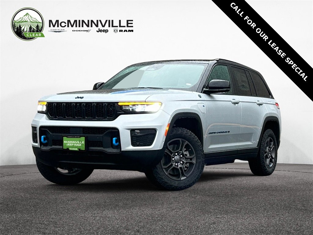 New 2024 Jeep Grand Cherokee Trailhawk w/ Advanced Protech Group II