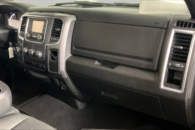 Used 2024 RAM 1500 Warlock RWD image 24