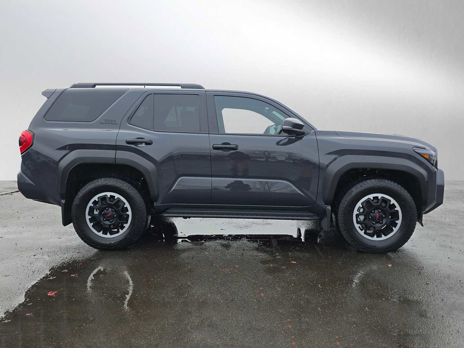 Certified 2025 Toyota 4Runner TRD Off-Road Premium image 2
