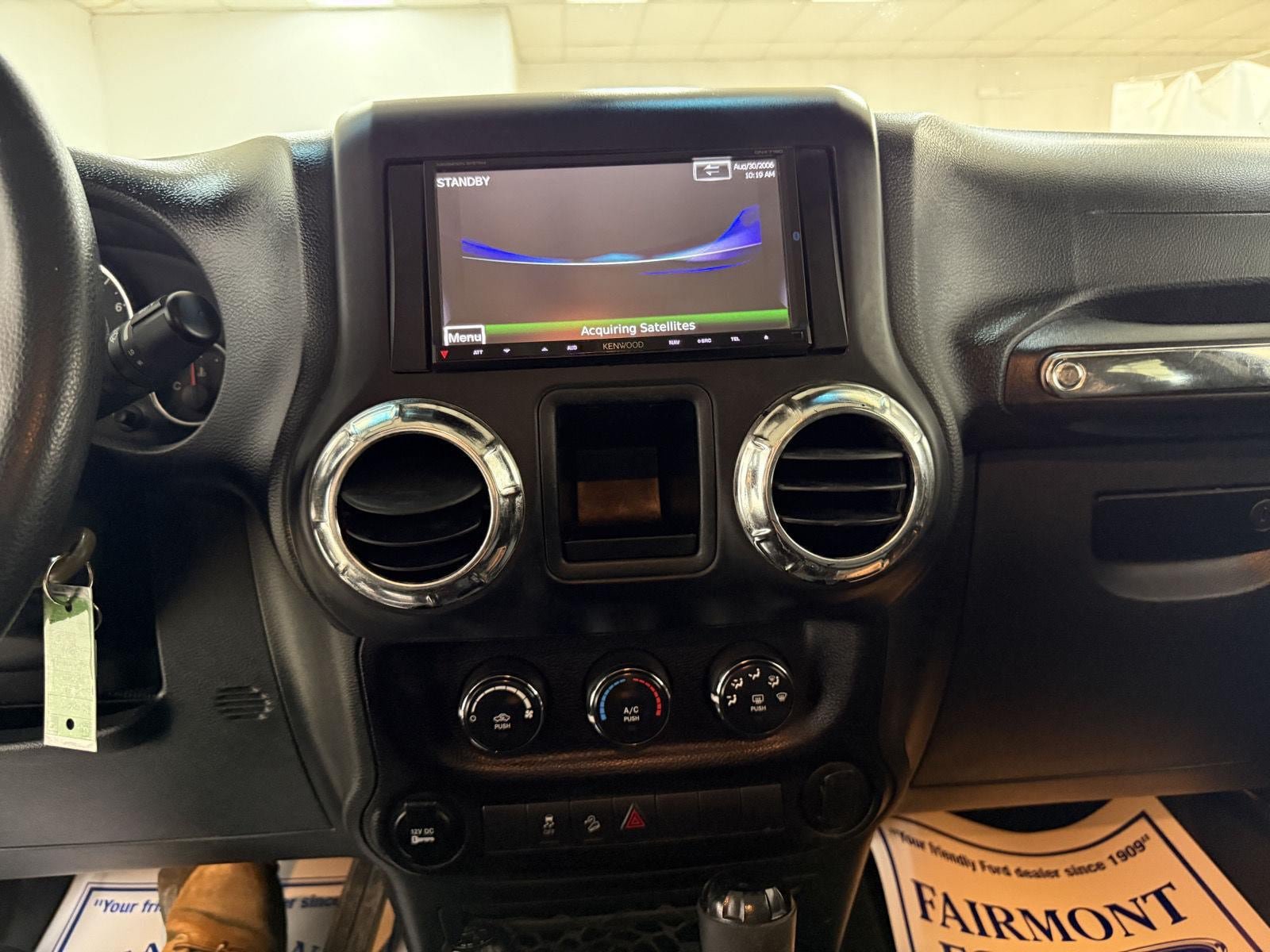 Used 2015 Jeep Wrangler Sport AWD/4WD image 15