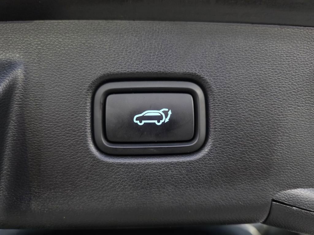 Used 2022 Hyundai Tucson Limited image 15