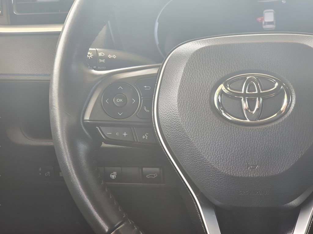 Used 2023 Toyota RAV4 SE w/ Convenience Package AWD/4WD image 25