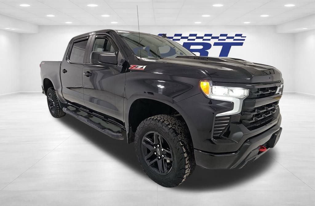 Used 2023 Chevrolet Silverado 1500 LT Trail Boss w/ Convenience Package II image 4