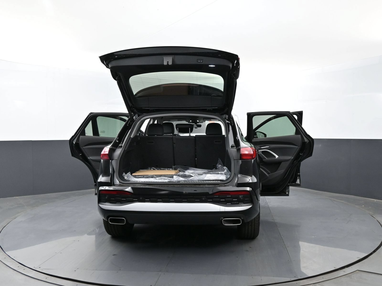 New 2026 Audi Q5 Premium AWD/4WD image 30