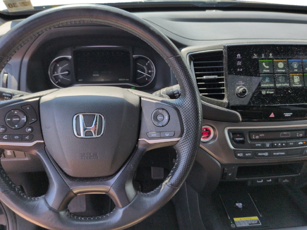 Used 2025 Honda Passport EX-L image 15