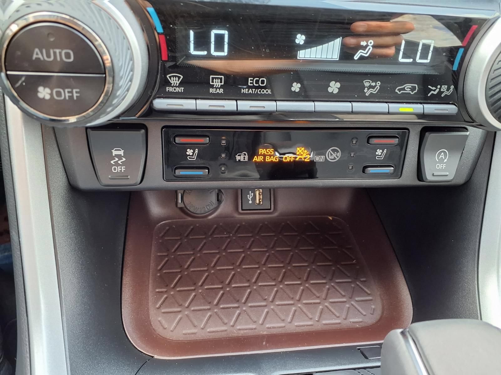 Certified 2025 Toyota RAV4 Limited FWD image 15