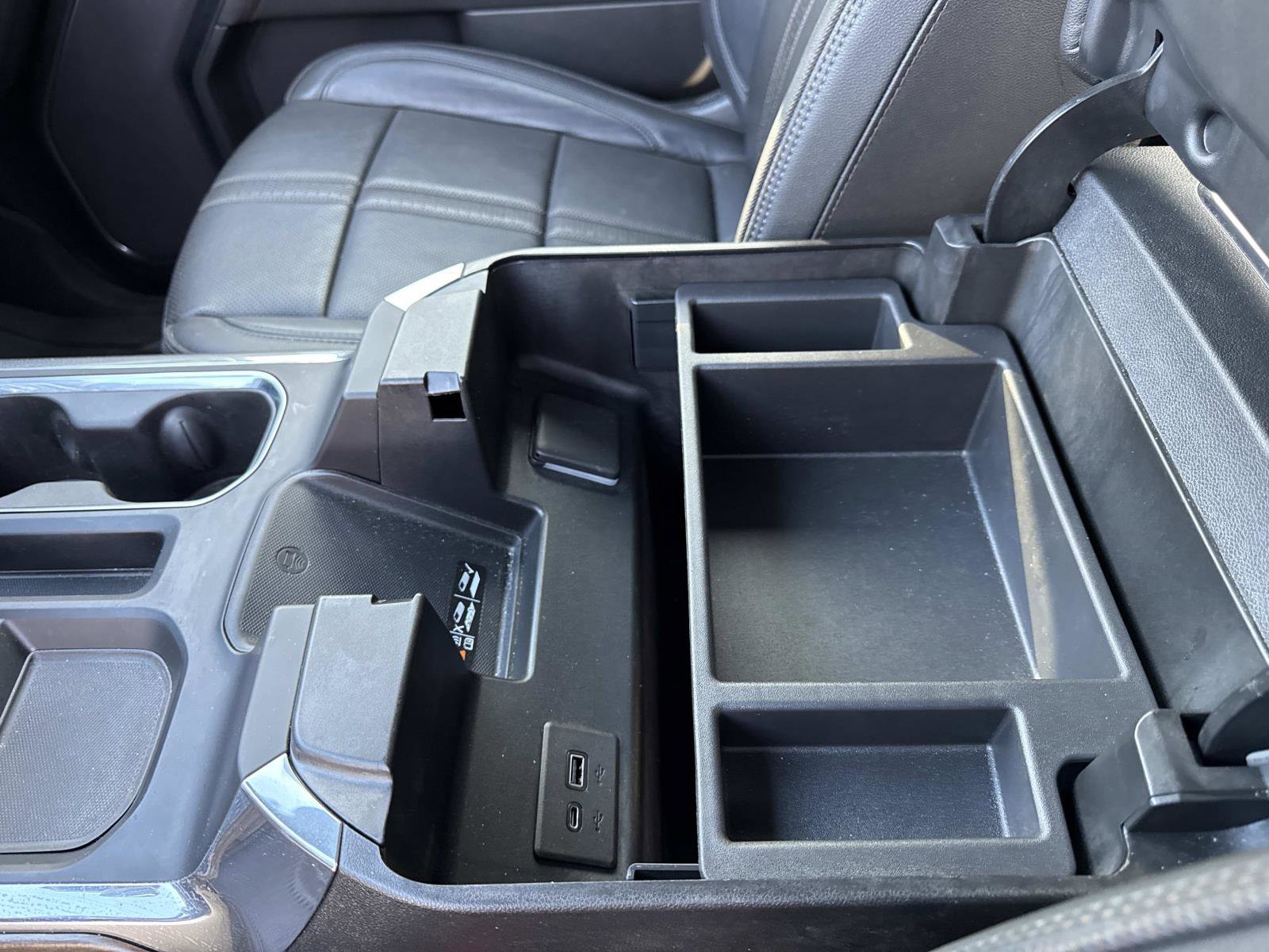 Used 2022 Chevrolet Silverado 1500 High Country w/ High Country Premium Package image 33