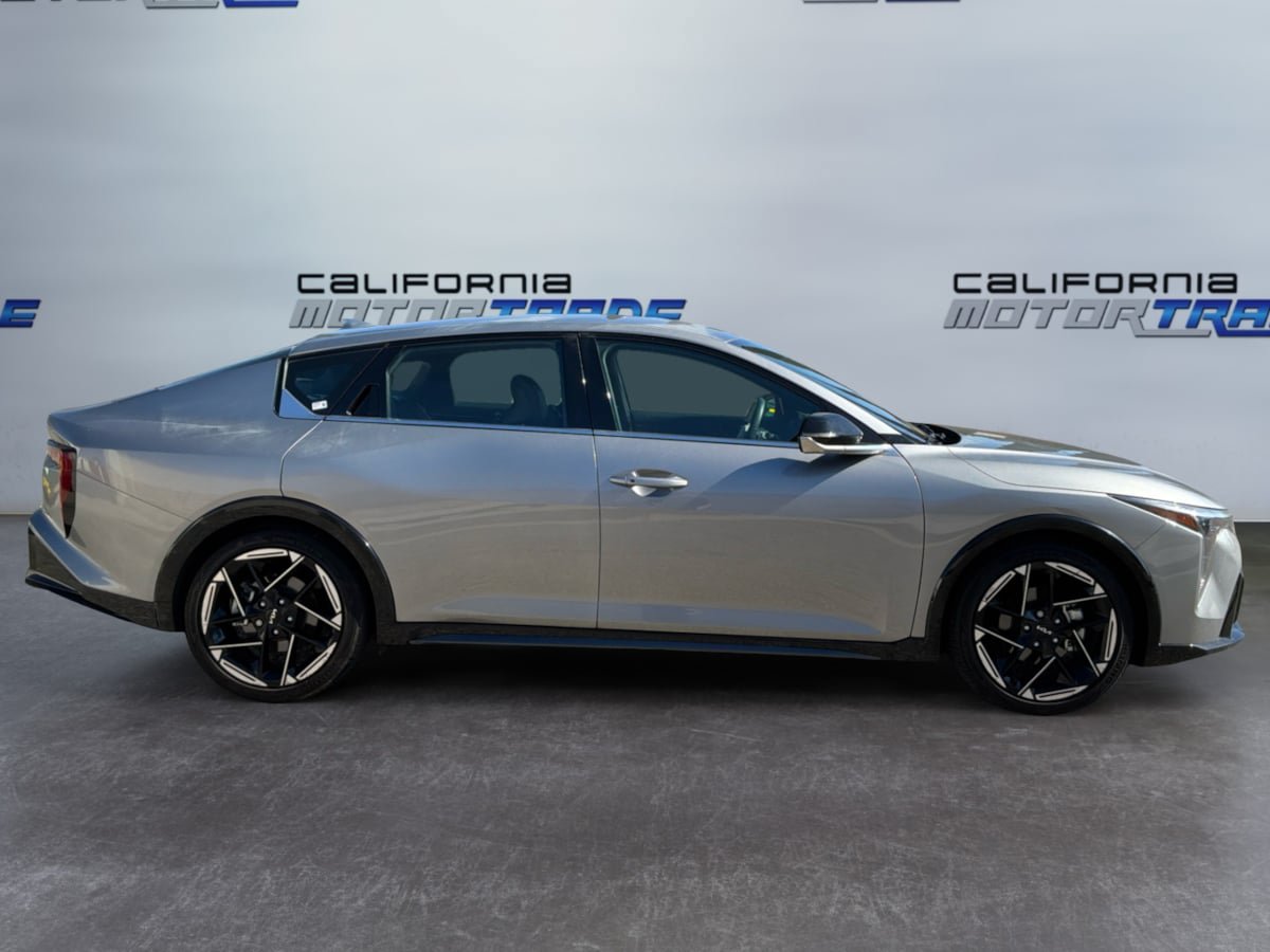 Used 2025 Kia K4 GT-Line FWD image 4