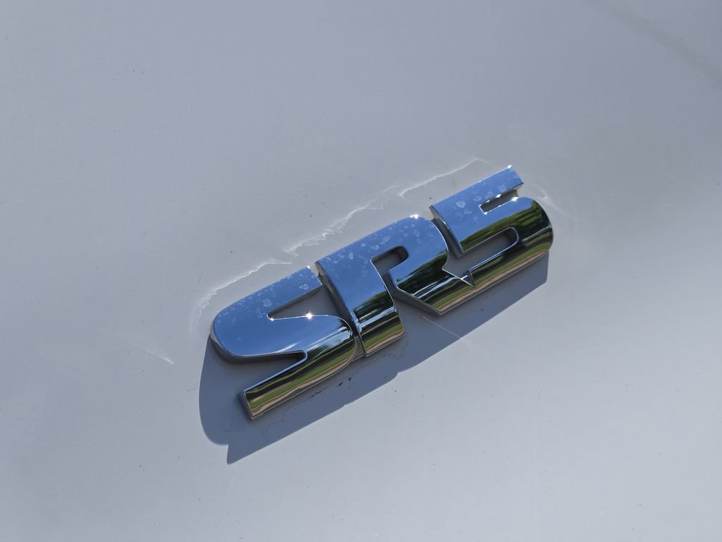 Used 2016 Toyota 4Runner SR5 AWD/4WD image 11