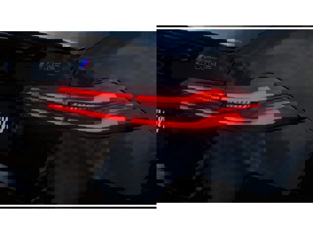 New 2027 BMW M5 image 8