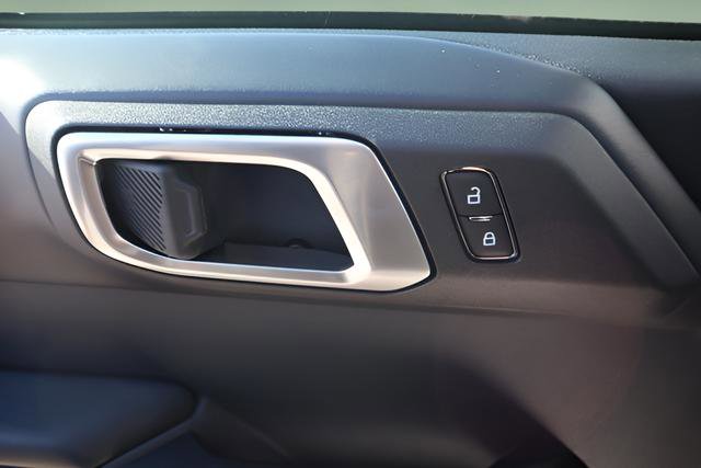 New 2025 Ford Bronco Raptor image 14