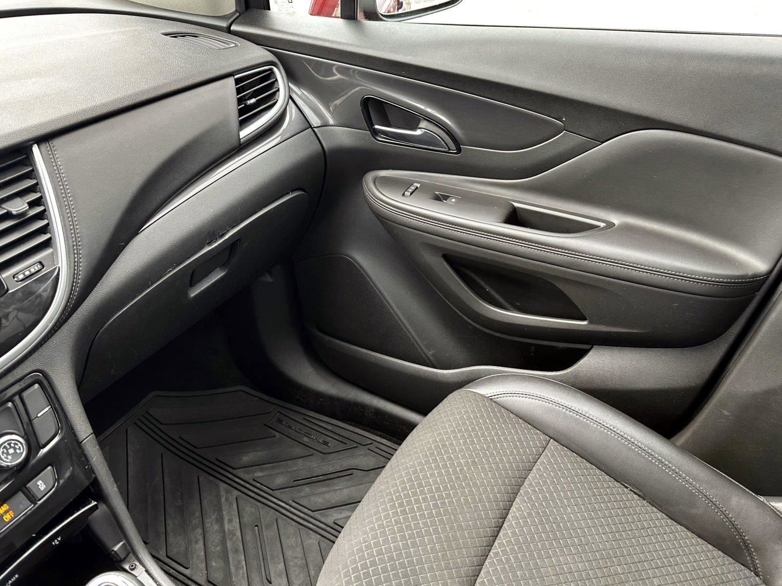 Certified 2022 Buick Encore Preferred image 27