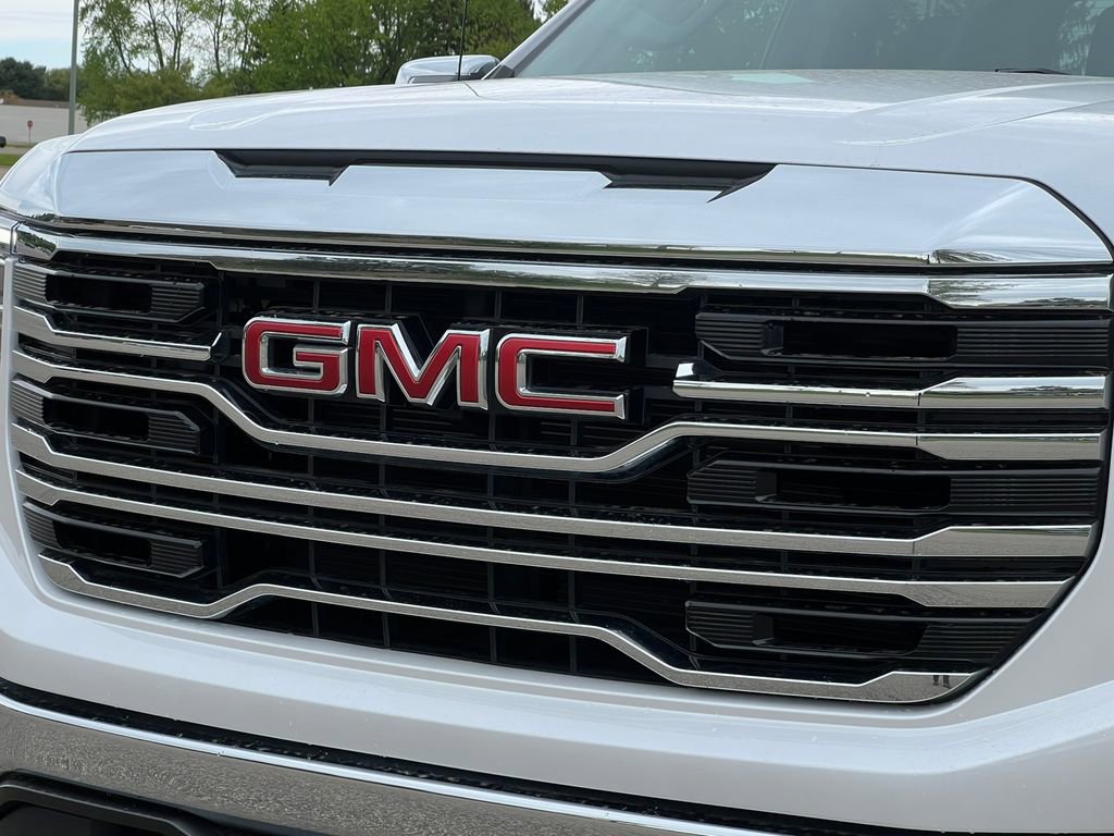 Used 2023 GMC Sierra 1500 SLT w/ SLT Convenience Package AWD/4WD image 50