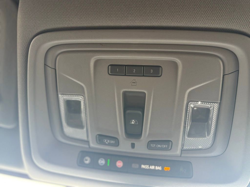 Used 2020 Chevrolet Silverado 1500 LTZ w/ LTZ Texas Edition image 28