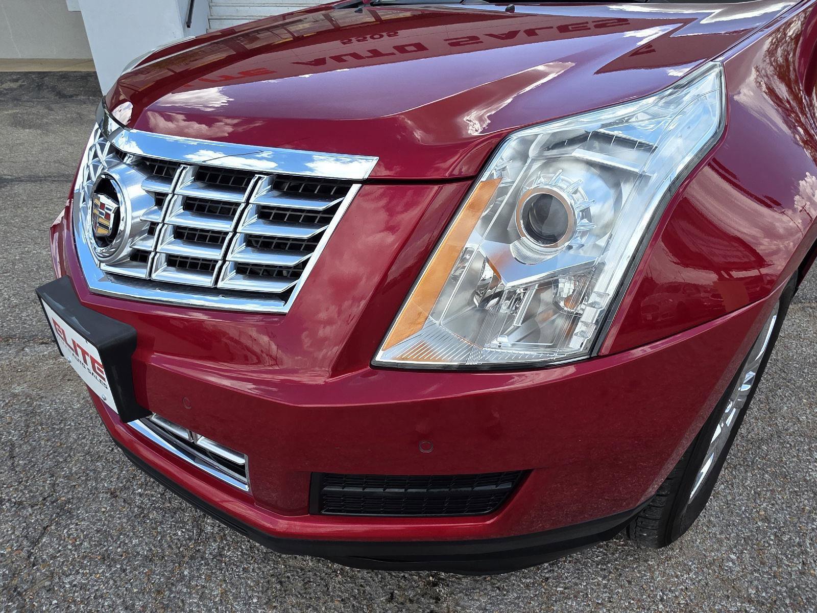 Used 2015 Cadillac SRX Luxury w/ Trailering Package image 44