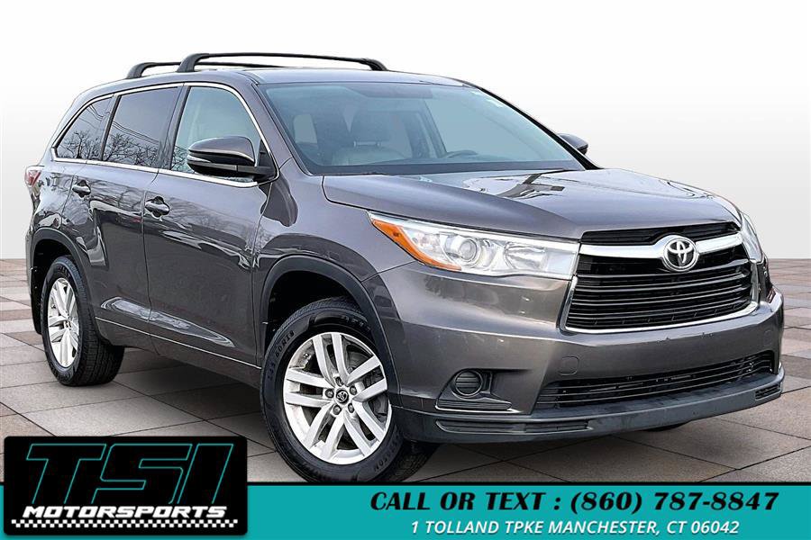 Used 2016 Toyota Highlander LE AWD/4WD image 11