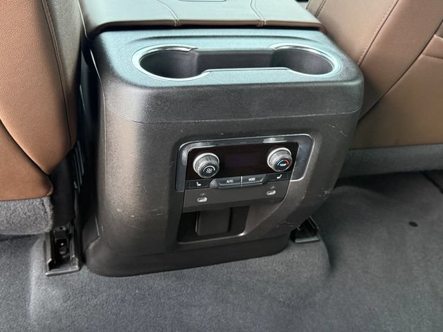 Used 2023 Chevrolet Suburban High Country AWD/4WD image 24