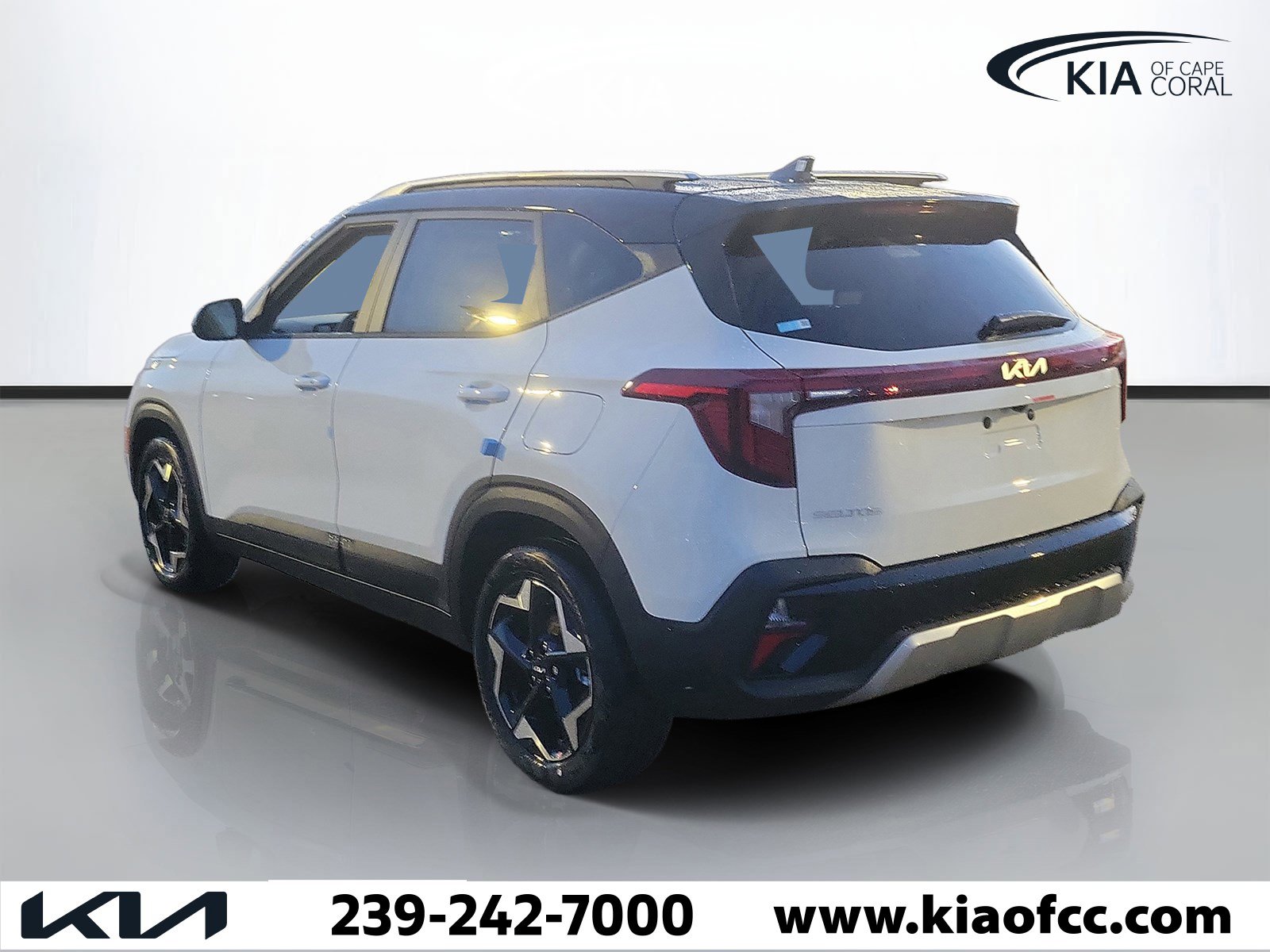 New 2026 Kia Seltos S FWD image 4