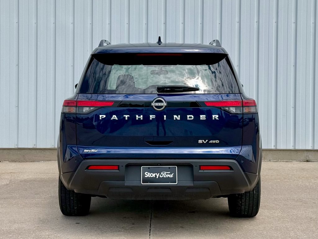 Used 2022 Nissan Pathfinder SV AWD/4WD image 5