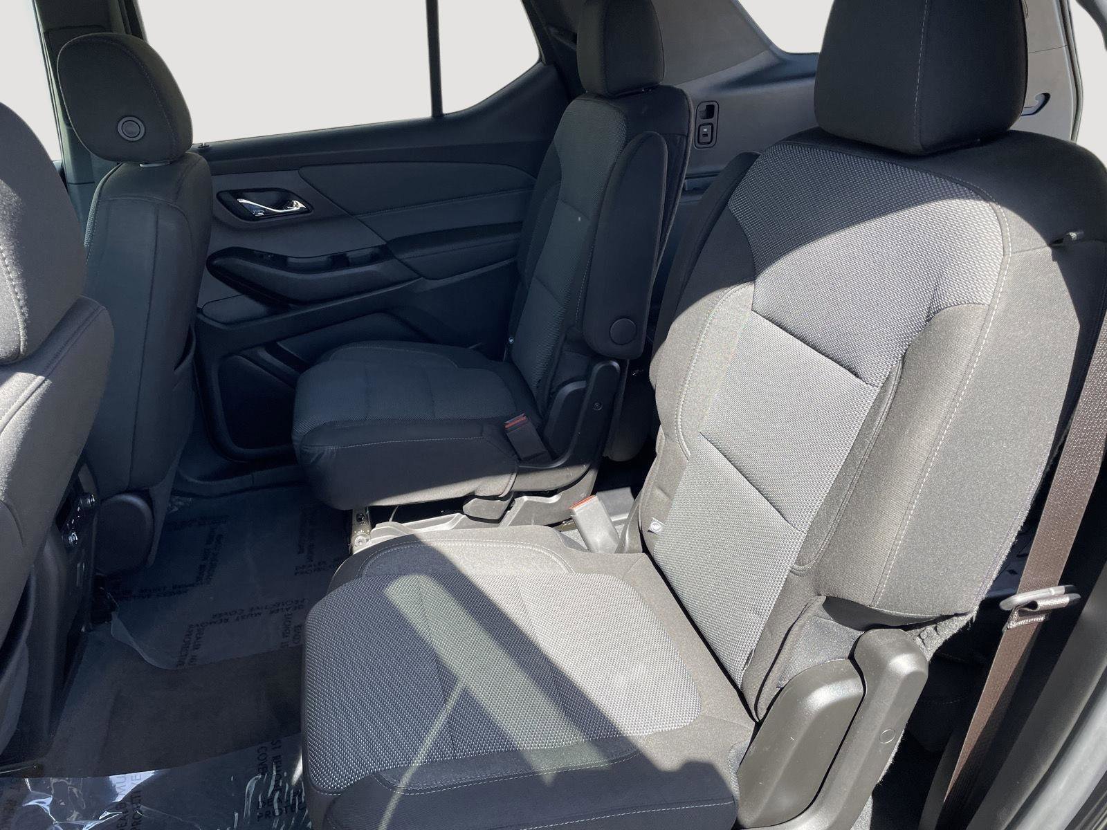 Used 2023 Chevrolet Traverse LT w/ LPO, Floor Liner Package image 24