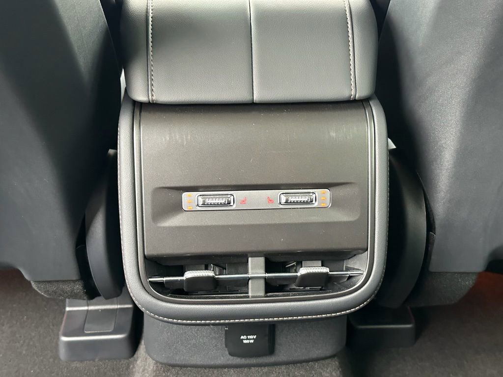 New 2026 Lincoln Nautilus Reserve w/ Jet Appearance Package AWD/4WD image 21
