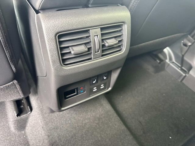 New 2026 Nissan Rogue Platinum w/ Platinum Premium Package AWD/4WD image 17